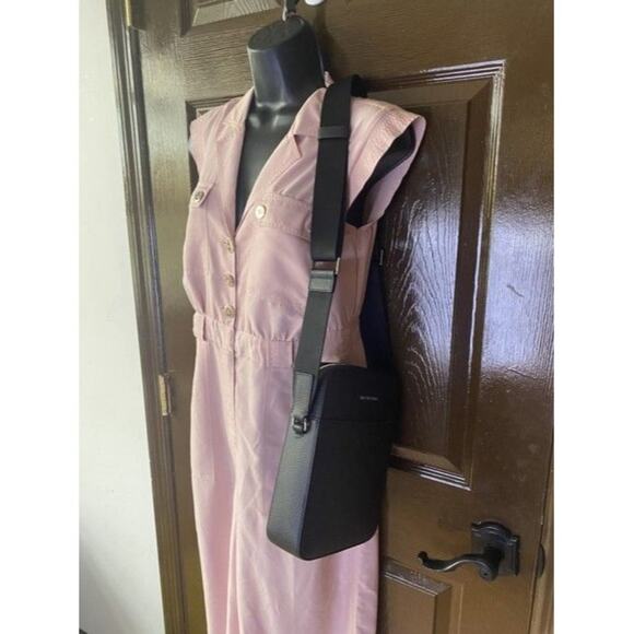 Michael Kors Cooper Logo Flight Black Camellia Matte Leather Cross Body … - Picture 6 of 6